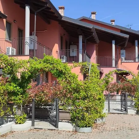 Slowliday Viverone Exterior photo